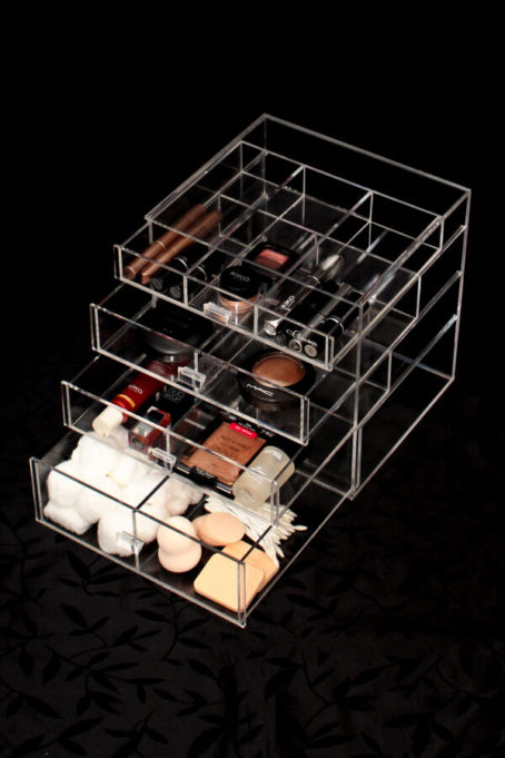 Organizador com 4 gavetas